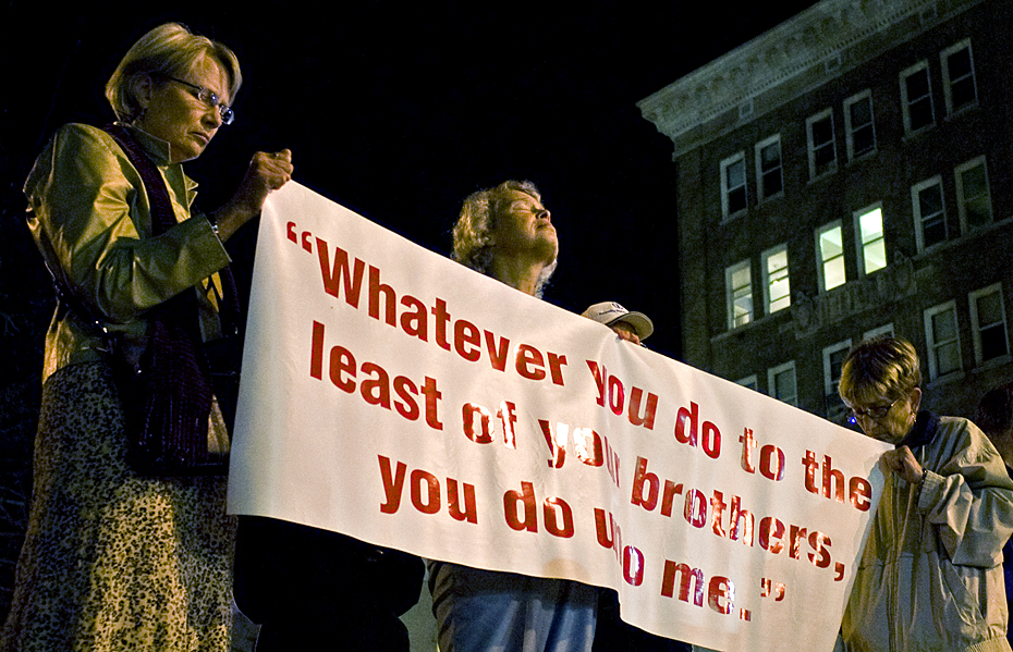A vigil, organized by the Harrisonburg Unitarian Universalist Social Justice Committee was held in Harrisonburg on Court Square during the 9 p.m. execution of John Allen Muhammad. Muhammad masterminded a wave of random shootings that left 10 people dead and terrorized the Washington region for more than three weeks in October 2002. 